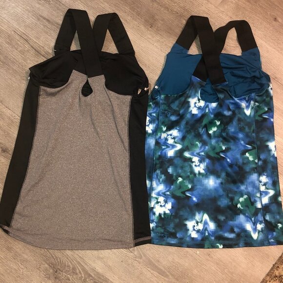 Champion | Two Sports Tanks Sz XS - Picture 3 of 7